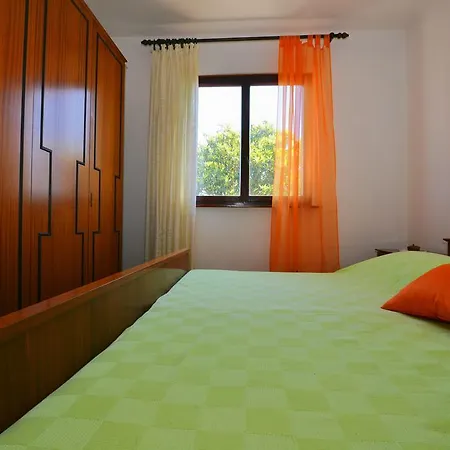 Peteani Apartamento *